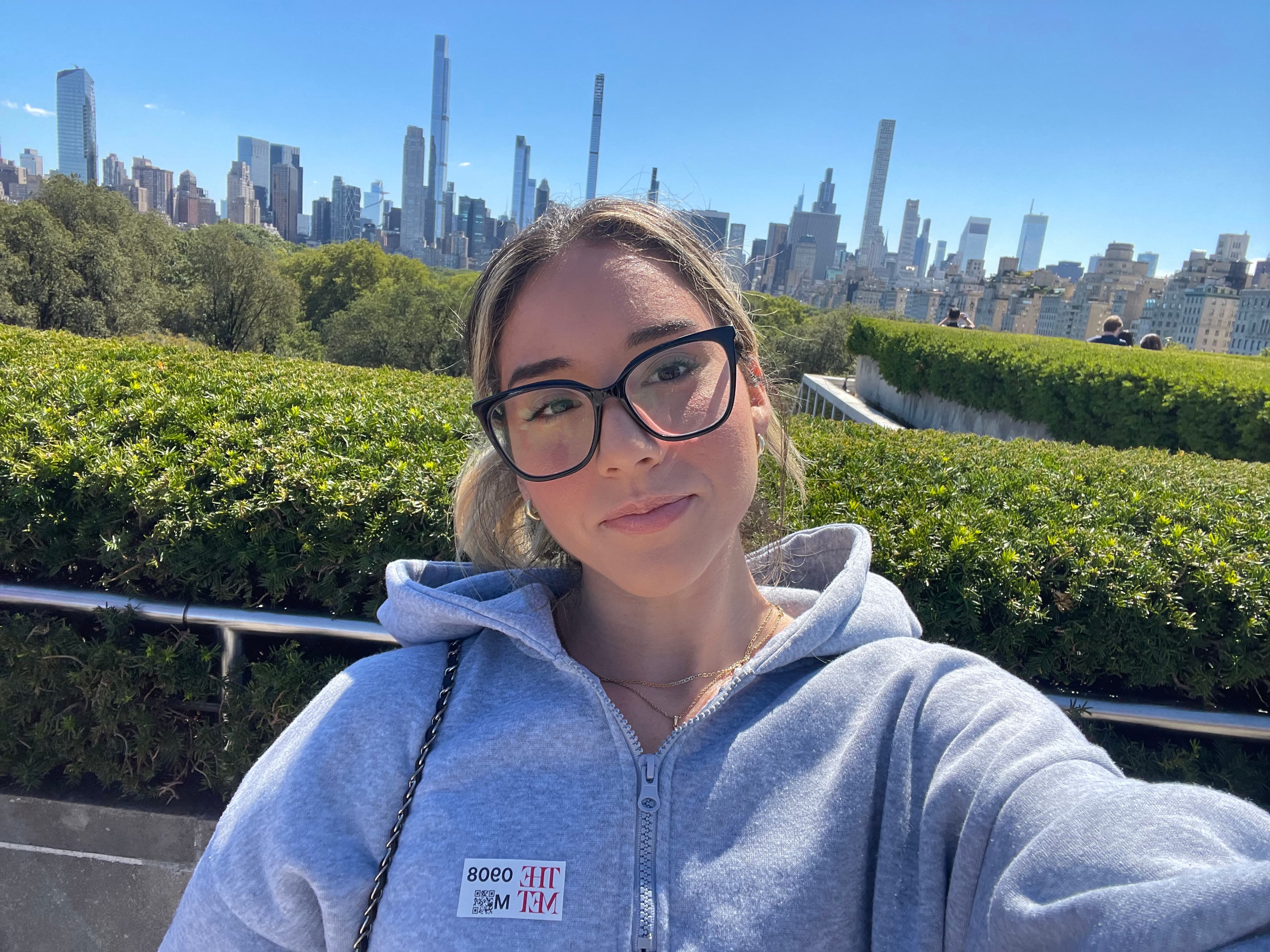 melcreatesinmycanvasitemelcreatesugcin-portfolio