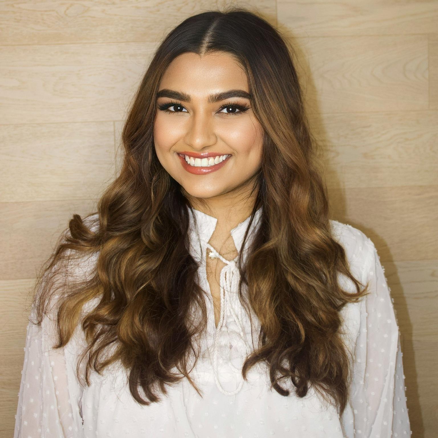 Ezzah Profile Image