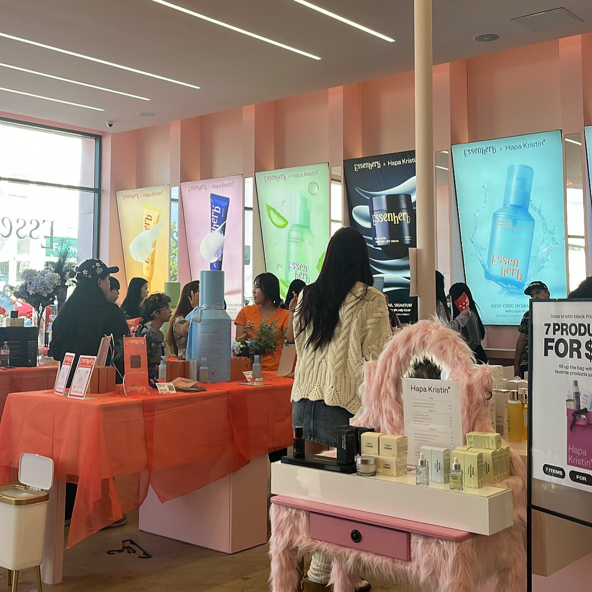 tiktok - essenherb LA pop up