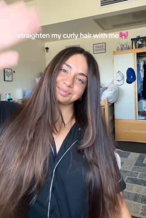 TikTok - Hair Content 31.1K Views 700 Likes