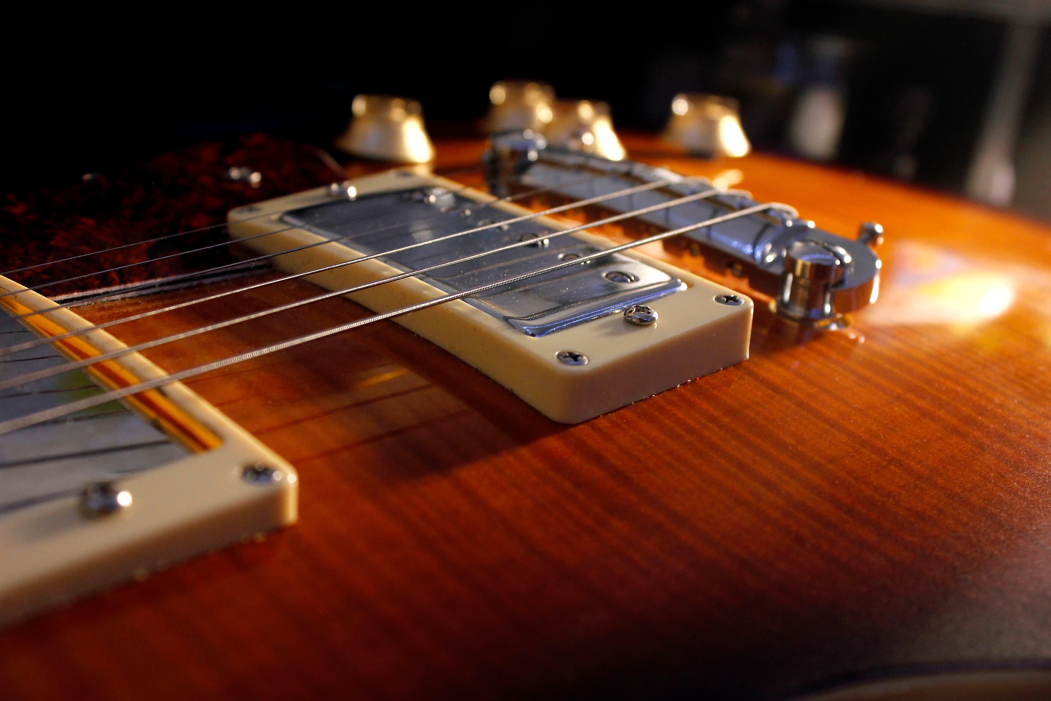 THE GUITAR
